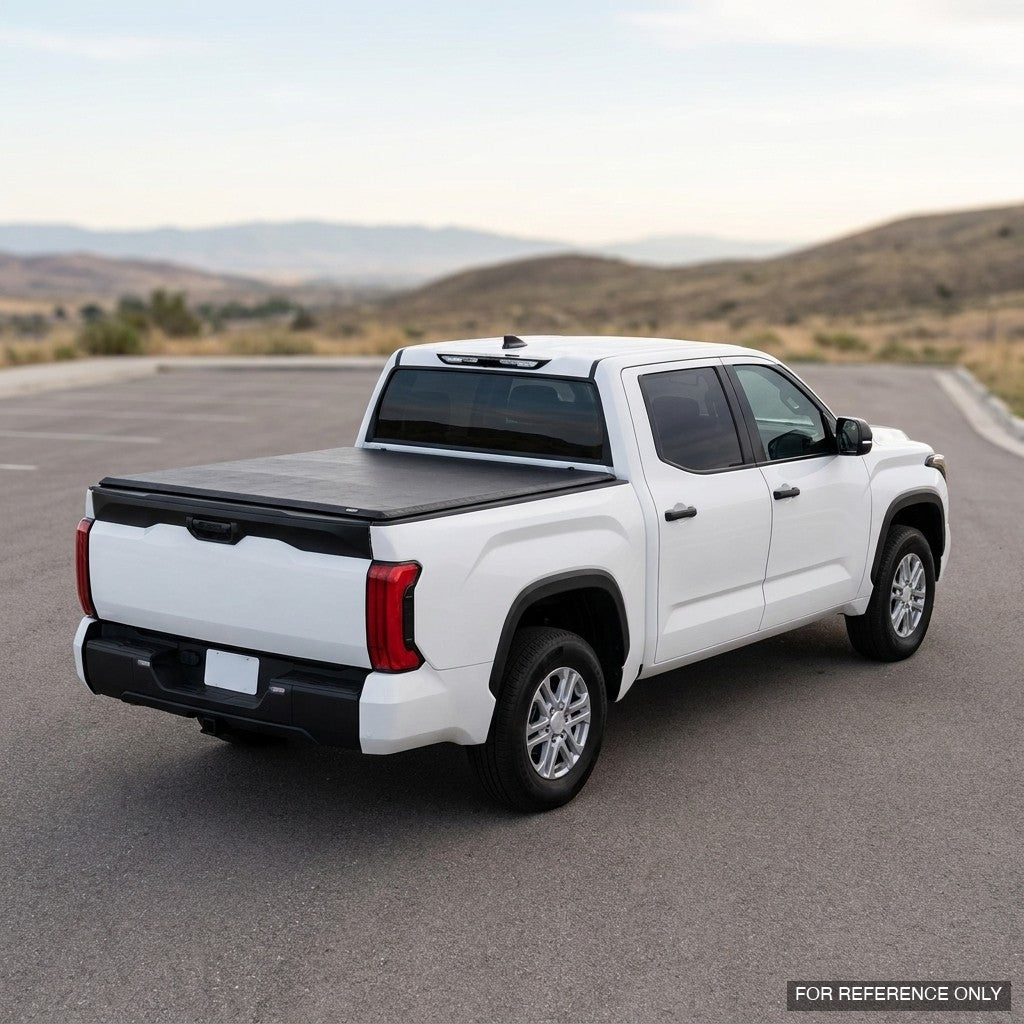 2022-2026 Toyota Tundra 6.5 Ft Bed Lock & Roll-Up Tonneau Cover
