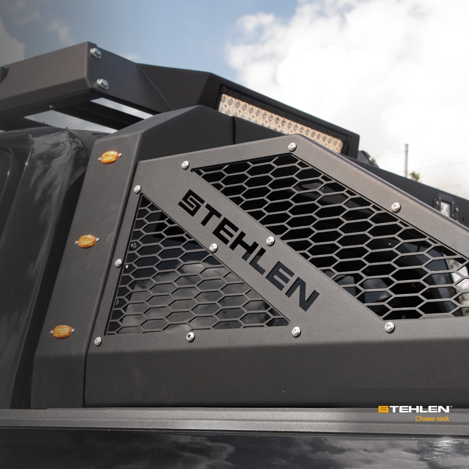 Stehlen Razor 1000 Universal Chase Rack w/ LED Lights - Matte Black