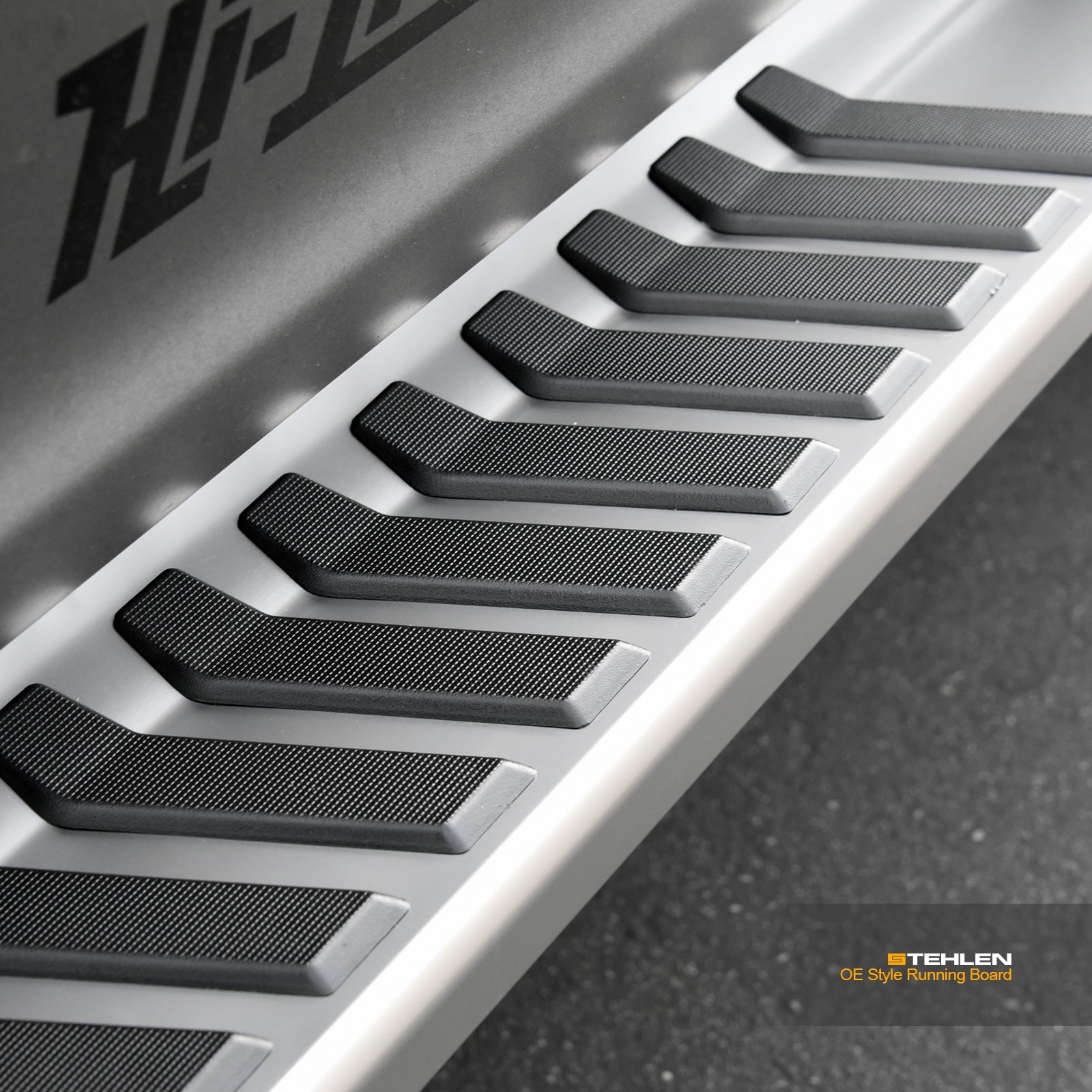2015-2023 Ford F-150/Super Duty Crew Cab OE Running Boards - Silver