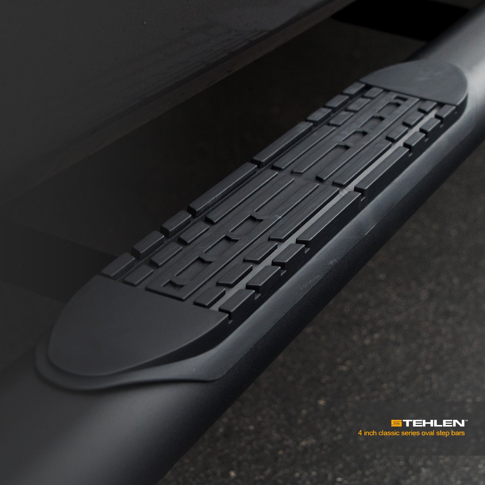 2004-2024 Nissan Titan Crew Cab 4" Oval Side Step Bars - Matte Black